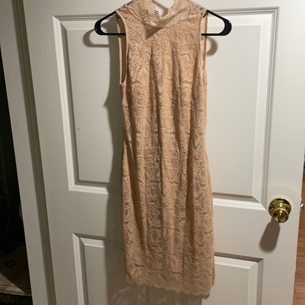 Women’s dress